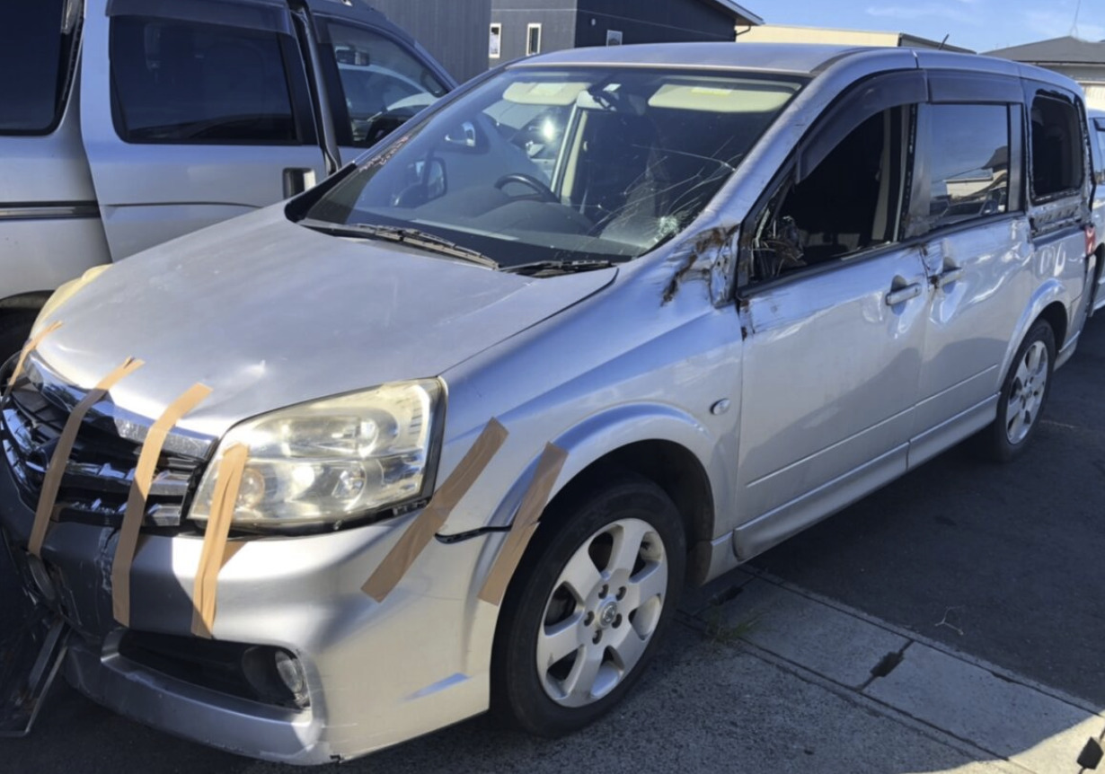 阿蘇市の廃車買取：日産ラフェスタ